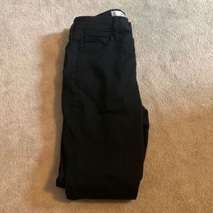 Hollister curvy high rise super skinny soft stretch black jeans! Size 3R.